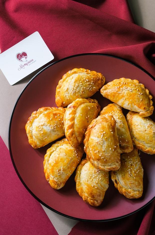 Самса с курицей запеченная(10штук)