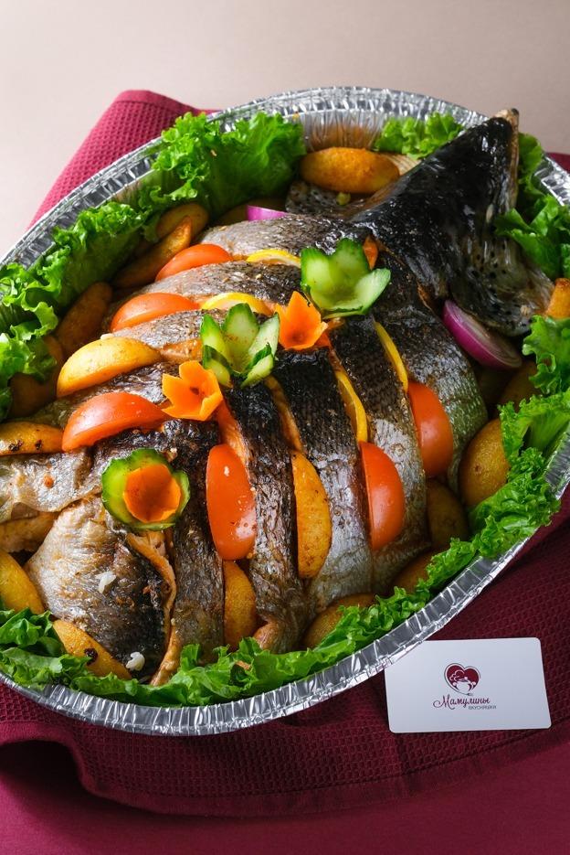Блюдо от Шэф-повара «Королевская сёмга», на 10-12 персон