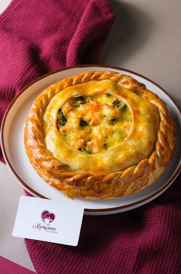 Запеченный Киш с семгой, 1кг