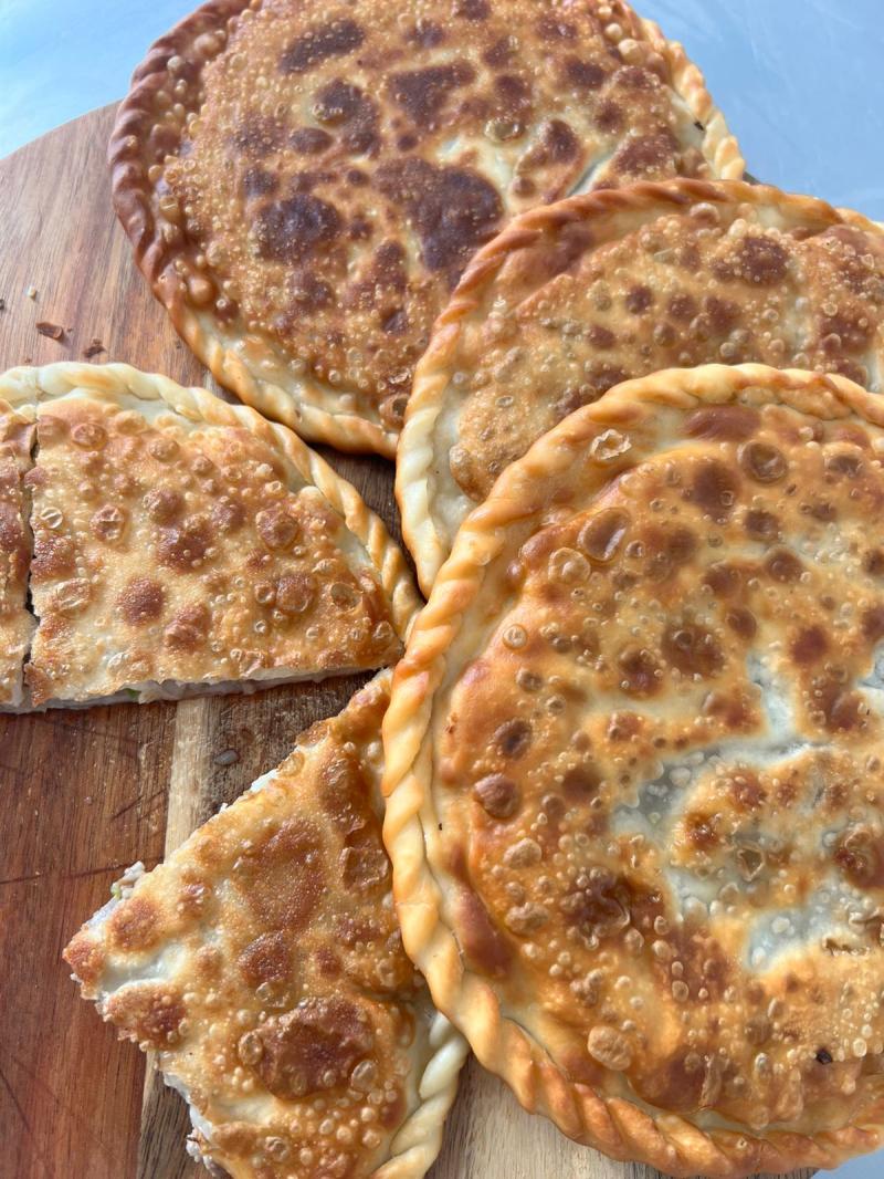 Горячие лепешки с рубленным мясом, 3 шт